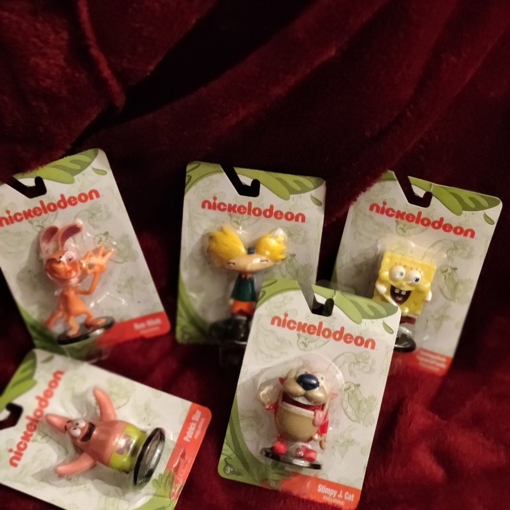Lot of 6 authentic SpongeBob action figures. Brand new, in original box. N…